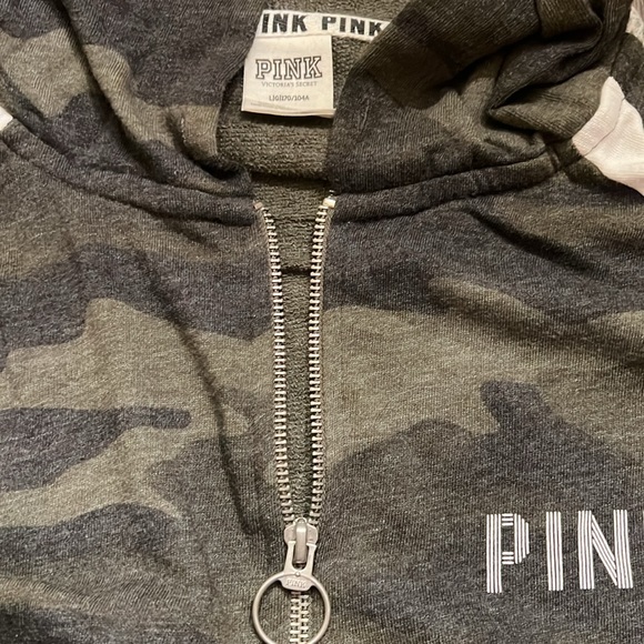 Woman’s PINK hoodie - Picture 2 of 3